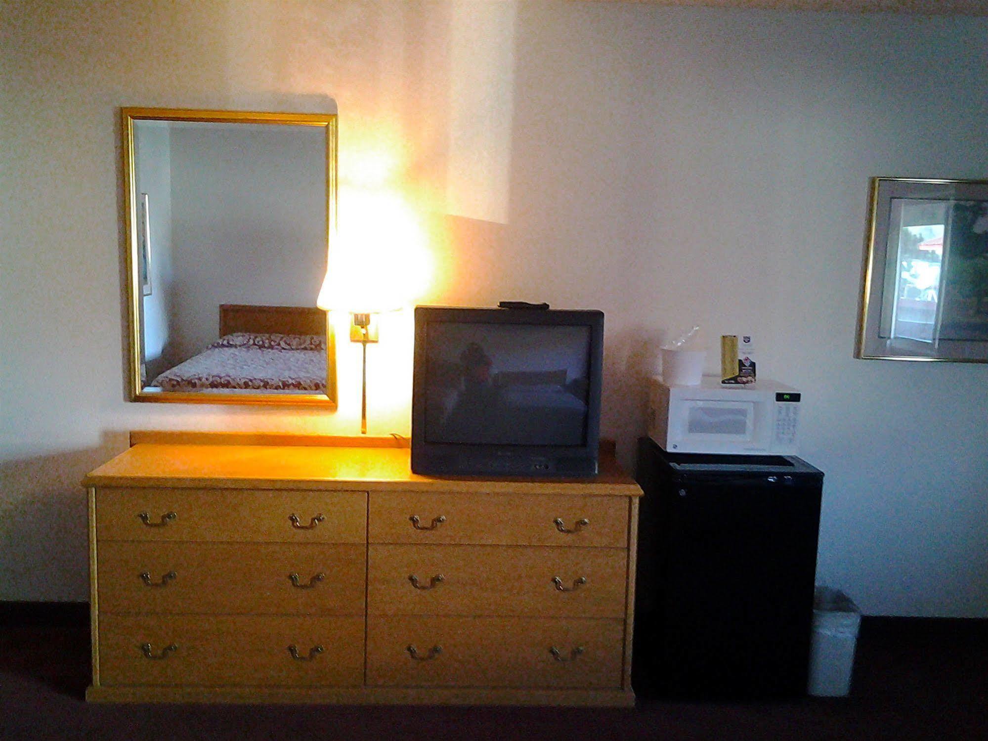 Yakima Valley Inn ภายนอก รูปภาพ